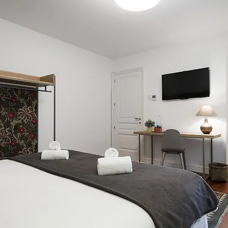 Milton House Gran Via